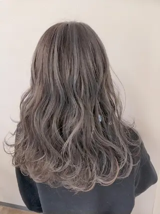 カラー セミロング デザインカラー髪質 改善Lilithのその他イメージ