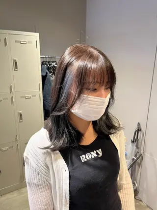 ミディアム 寒色＆ブリーチ特化 寒色MiOのヘアスタイル