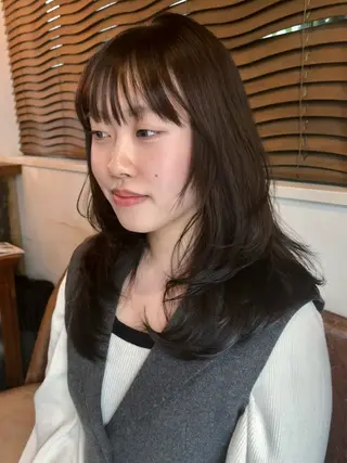 セミロング カラー パーマ レイヤー/透明感/ ブリーチなし/わかなのヘアスタイル