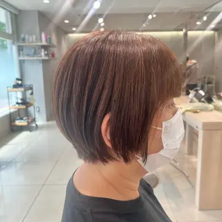 ショート カラー 巖本 真希のヘアスタイル