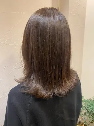 ミディアム mina .のヘアスタイル