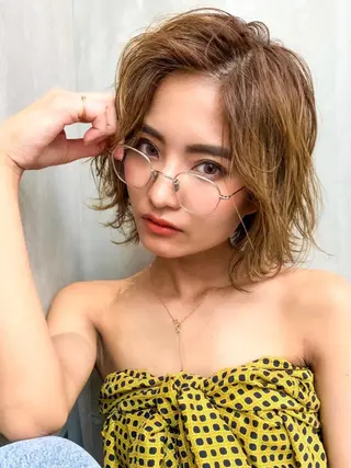 ショート カラー 🉐レイヤー/塩見 弘樹🉐渋谷のヘアスタイル