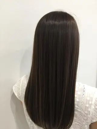ロング WHITE所属・WHITE 田中智之のヘアスタイル