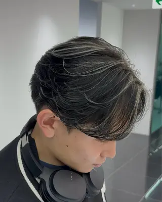 カラー メンズ miyu’s渋谷所属・高崎 堅心のヘアスタイル