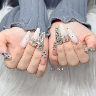 ネイル HIN NAILのネイルデザイン