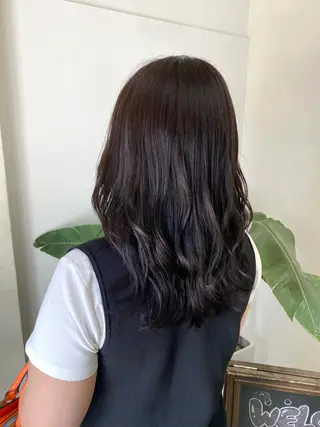 セミロング 透明感カラー wacoのヘアスタイル