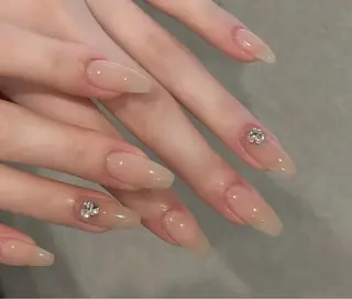 ネイル Hanni ANA.CHUOのネイルデザイン