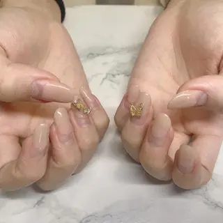 ネイル はな💎ネイル ワンホン、長さ出しのネイルデザイン