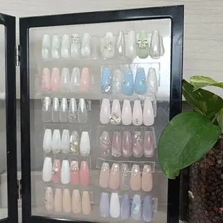 ネイル Carrefour Lir Nail 草加所属・Carrefour Lir MOEのネイルデザイン