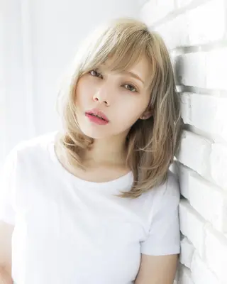 セミロング カラー トップスタイリスト 小澤純一のヘアスタイル