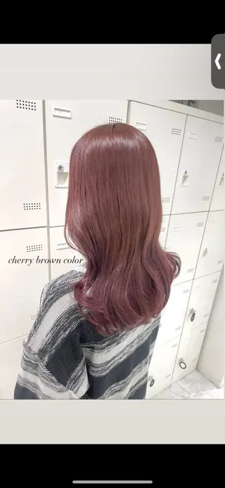 セミロング 透明感カラー・レイヤ ー🎀amika🎀のヘアスタイル