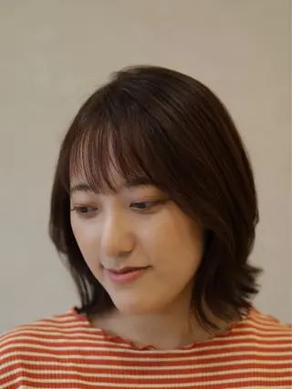 ミディアム カラー 小川 泉美のヘアスタイル