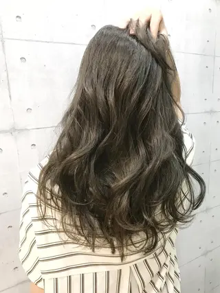 ロング カラー 高木 麻知子のヘアスタイル