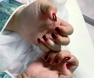 ネイル pink ladyサロン所属・べ にのネイルデザイン