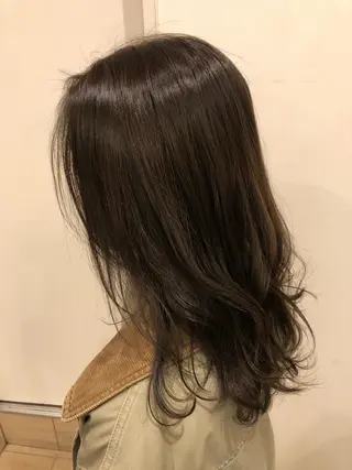 ミディアム カラー 🦩レイヤー|透明感 カラー🦩makoのヘアスタイル