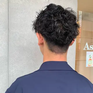 パーマ メンズ 遠藤姫花 𝒂𝒔𝒉草加𓂃のヘアスタイル