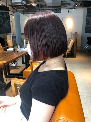 ショート カラー 🌟小顔カット🌟 レイヤーカットボブのヘアスタイル