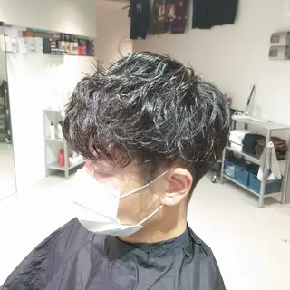 ショート パーマ メンズ iss所属・メンズ/パーマ特化 /波巻き/林洋平のヘアスタイル