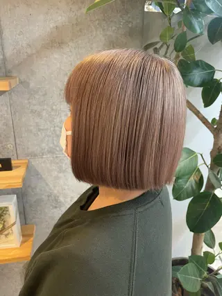 ミディアム カラー yuika .のヘアスタイル