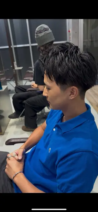 ショート カラー fifthパーマ特化 ユウリのヘアスタイル