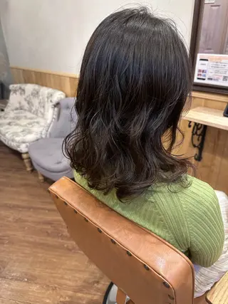 ミディアム パーマ 髪質改善・艶カラー HIROTOのヘアスタイル