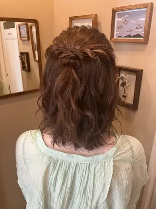 ヘアアレンジ 新美 木乃美のヘアスタイル