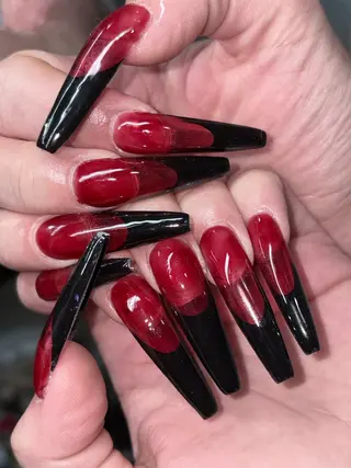 ネイル NES NAIL所属・さゆり￤推しキャラ ￤ロングネイル🩷のネイルデザイン