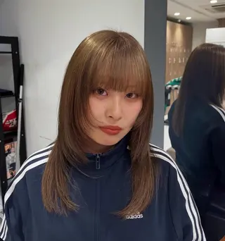 ロング 【カラー支持率No. 1】リノ🪐のヘアスタイル