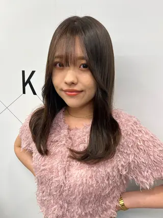 セミロング カラー ウスイマイコ カット/ケアカラーのヘアスタイル