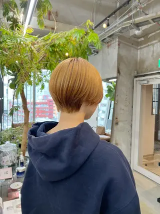 ショート era所属・azumi/ボブ/暖 色/オリーブ/縮毛のヘアスタイル