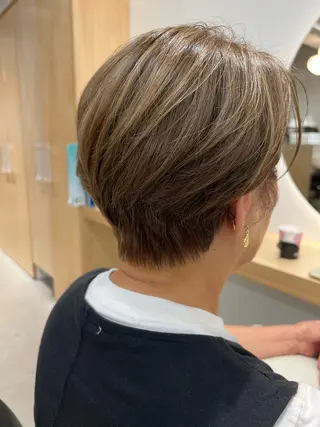 ショート カラー 主婦の味方:パパ スタイリスト加藤大貴のヘアスタイル