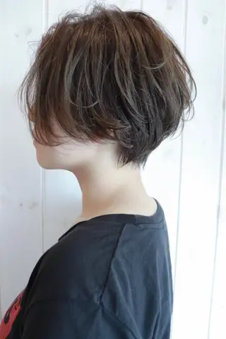 ショート hair & relax hau'oli所属・佐山 眞紀のヘアスタイル