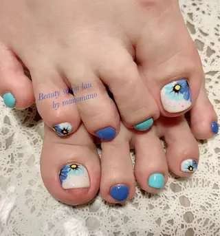 ネイル ラウバイマノマノ なかざとのネイルデザイン