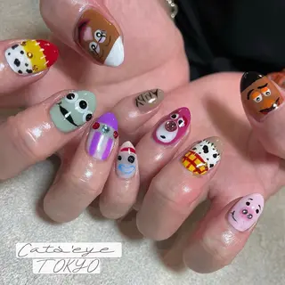 ネイル Cat's eye TOKYO 新宿店のネイルデザイン