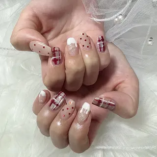 ネイル シュシュ 🎀 girly nailのネイルデザイン