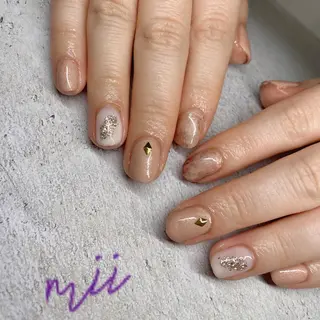ネイル ＆robe  mii 🌿のネイルデザイン