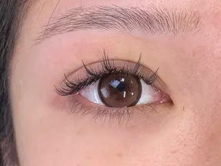 マツエク・マツパ ハニーラッシュ所属・佐藤 ゆりの眉毛・アイブロウイメージ