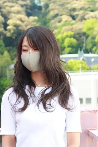 ロング カラー Viage （ビアージュ）のヘアスタイル