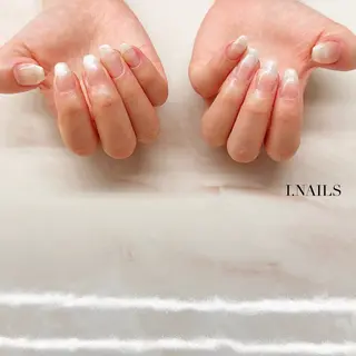 ネイル アイネイルズ所属・早川 梓のネイルデザイン