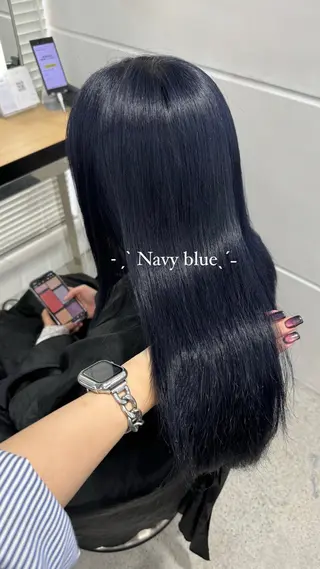 ロング カラー 暗髪🩶ラベンダー/ ブルー/ユウナ🤍のヘアスタイル