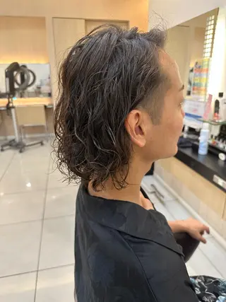 ショート パーマ 内田温子大人女性 ハイライト、ボブのヘアスタイル