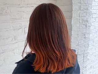 カラー 山田 愛華のヘアスタイル