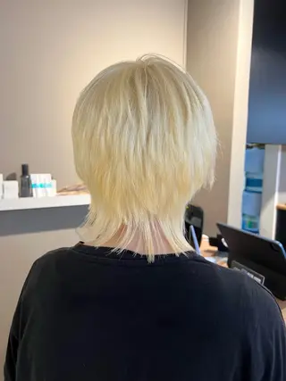 ショート カラー daiki 原宿のヘアスタイル