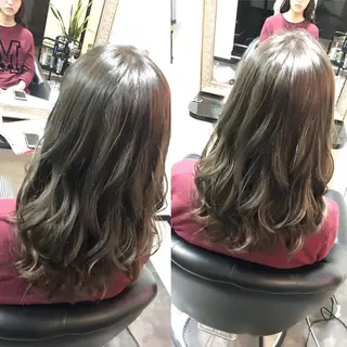 セミロング ロング ヤマグチ ヒカルのヘアスタイル