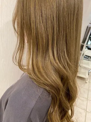 ロング カラー 森 麻衣葉のヘアスタイル