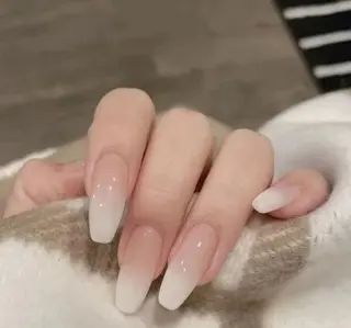 ネイル フィルイン、長さ出し 深爪矯正のネイルデザイン