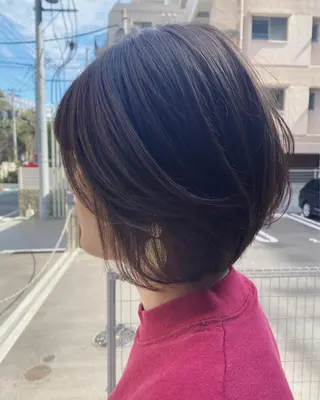 ショート カラー 六本松航空所属・いわさき ゆずほのヘアスタイル