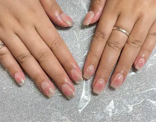 ネイル VIERU 🌈🎀💖のネイルデザイン