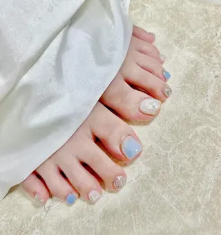 ネイル Queenie 🦋のネイルデザイン