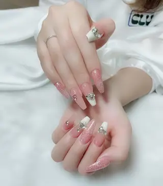 ネイル Amina nail salonのネイルデザイン